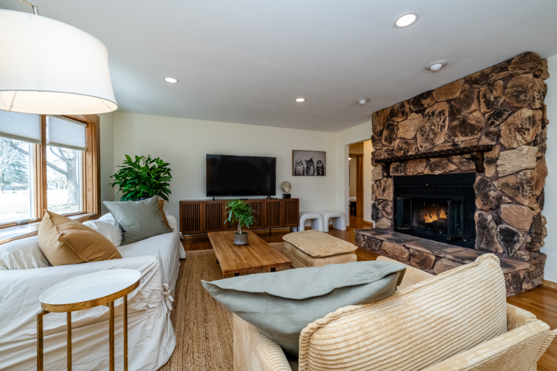 Saint Joseph House: 2767 Oakwood Ln