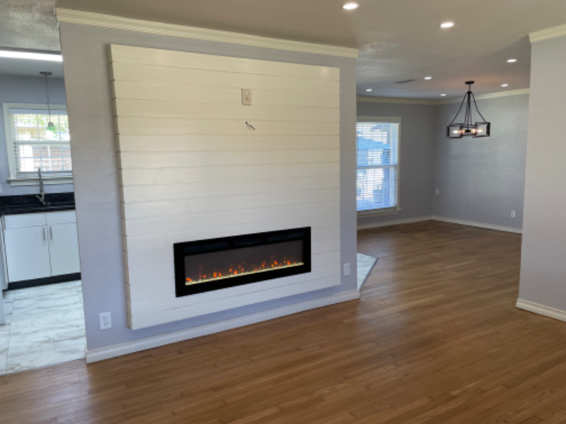 DALLAS Multiplex: 1705 MARIPOS DRIVE