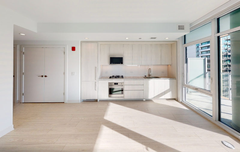 Chicago Condo: 362 North Halsted St