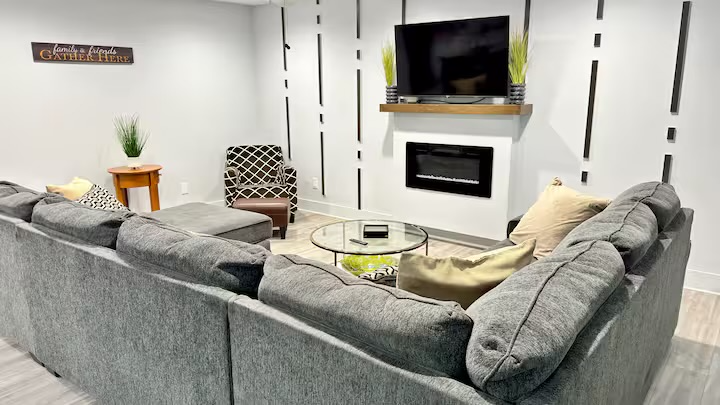 Snellville House: 2393 Highpoint Road