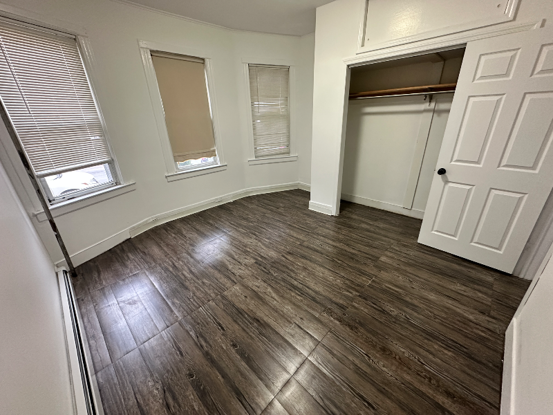 Passaic Multiplex: 225 Burgess Pl