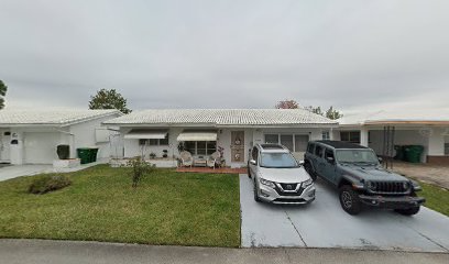 Tamarac House: 8404 NW 59 Court