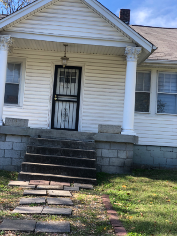 Madison House: 202 Forest Park Road