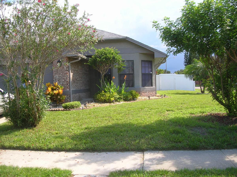 Orlando House: 10602 Whitestone Court,