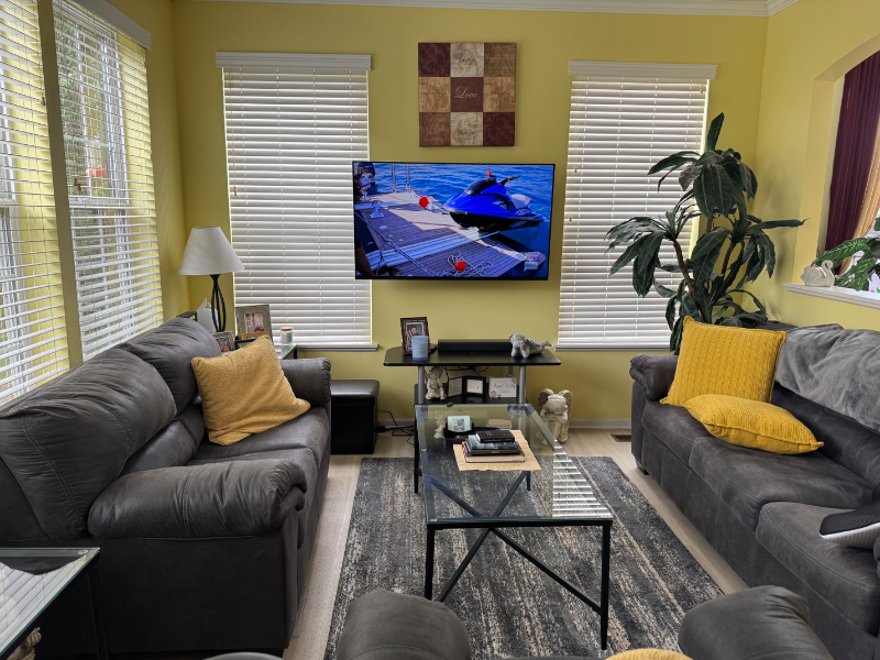 Huntley Townhome: 10003 Cummings St