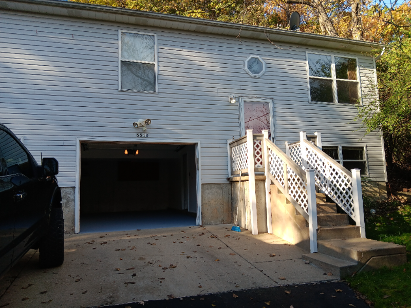 High Ridge Townhome: 5518 Carla dr