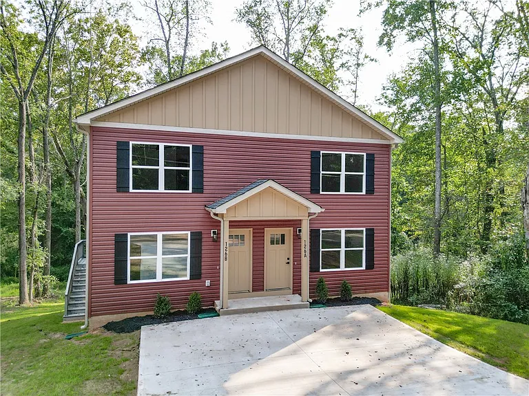 anderson Multiplex: 126 brookmeade dr