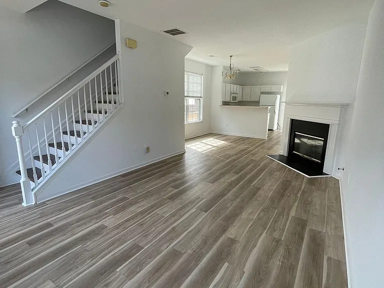 Norcross Townhome: 1509 Cove Creek Circle