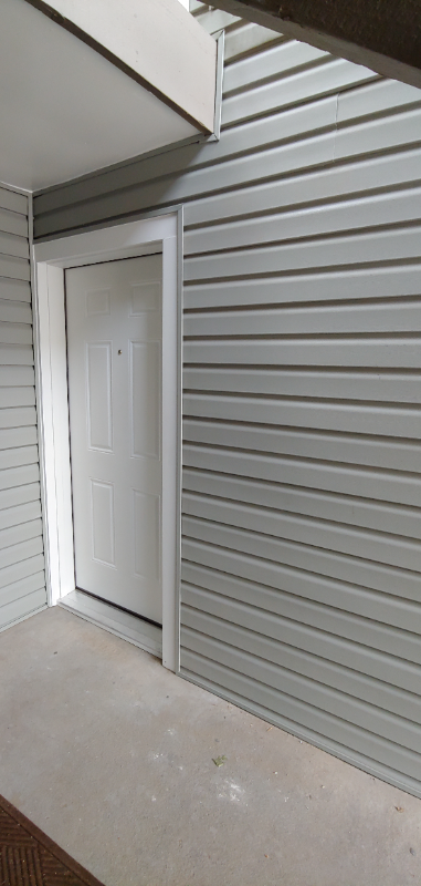 Aurora Condo: 18404 E Kepner Place