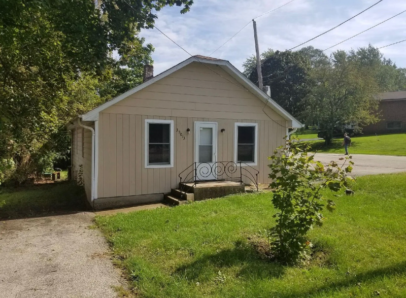 Ingleside House: 30513 N Wilson Rd