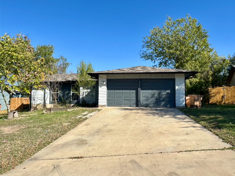 Austin House: 8300 View Ridge Dr.