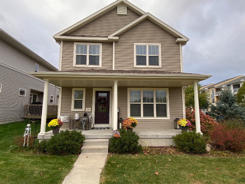 Verona House: 204 Sugar Maple Lane