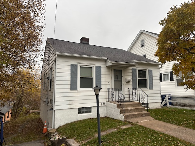 Syracuse House: 241 Boston St