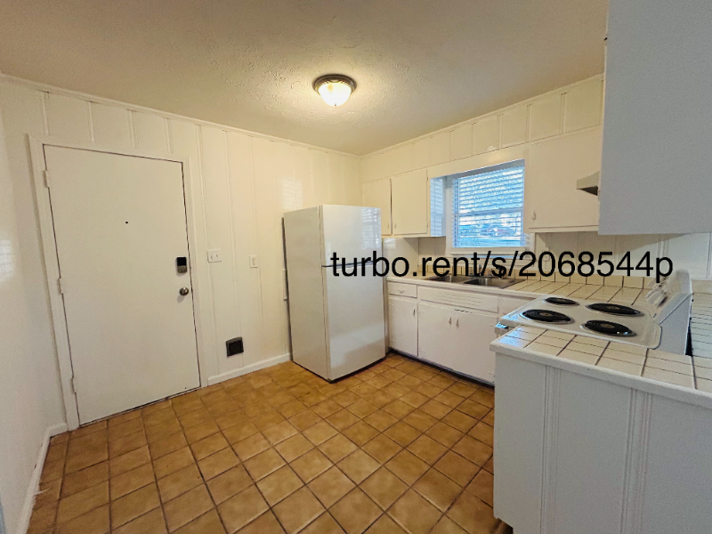 Mableton Multiplex: 7062 Felton Lane