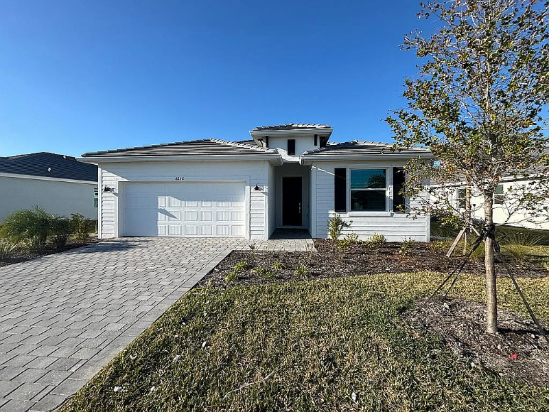 Englewood House: 8256 Shore Lake Drive