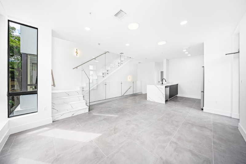 Miami Apartment: 526 SW 2nd Street