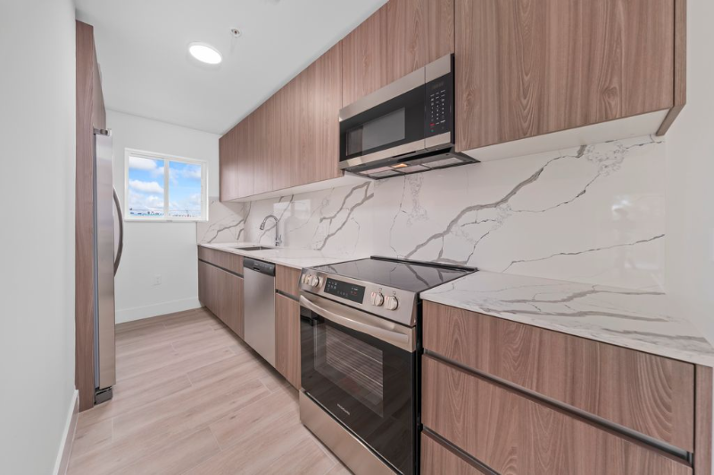 Miami Apartment: 32 NW 14th Ave