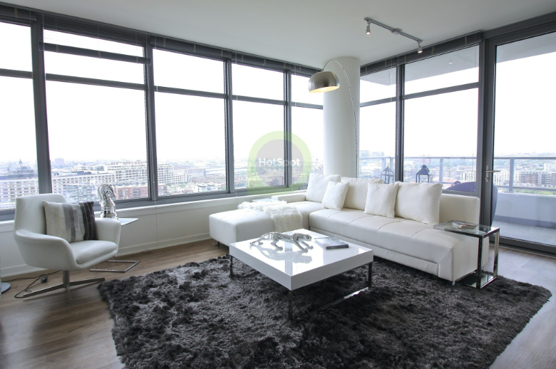 Chicago Condo: 355 W Chestnut