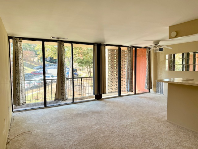 Alexandria Apartment: 12 South Van Dorn Street