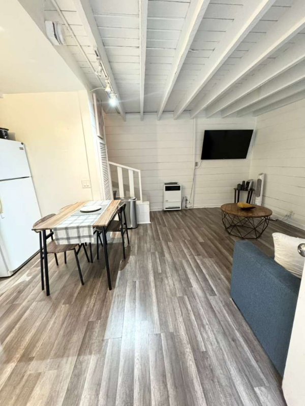 Los Angeles Multiplex: 6026 Barton Ave.