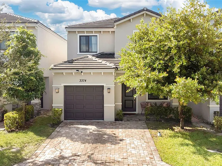 POMPANO BEACH House: 3374 NW 5TH STREEET