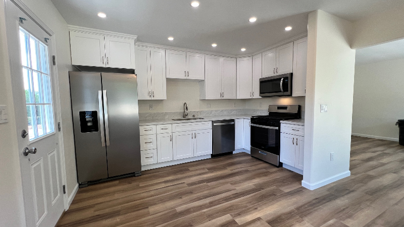 Fallbrook House: 636 Minnesota Ave