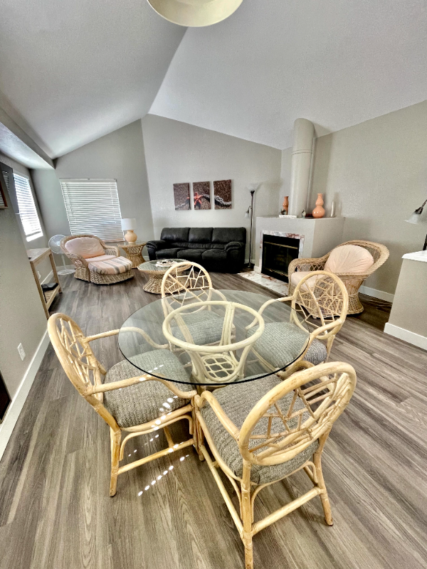 Oceanside Condo: 605 S Myers