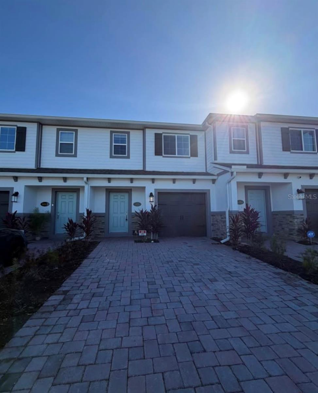 Cloud Townhome: 5115 Prairie Preserve Run