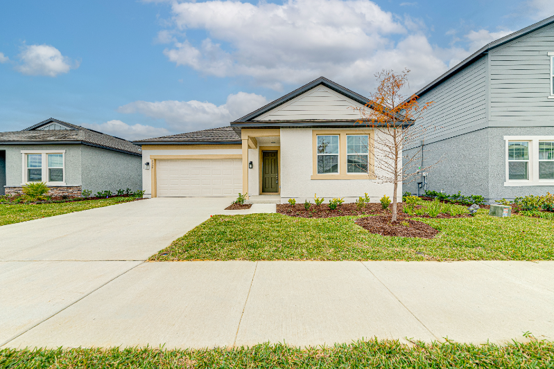 Davenport House: 2354 Lancashire St