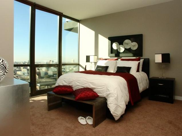 Chicago Condo: 691 W Wayman