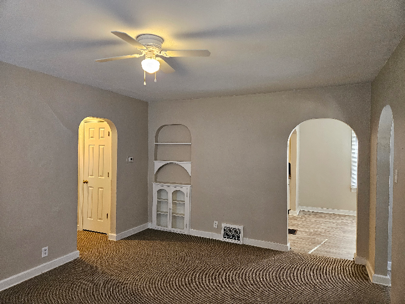 Muncie House: 2310 S Hackley Street