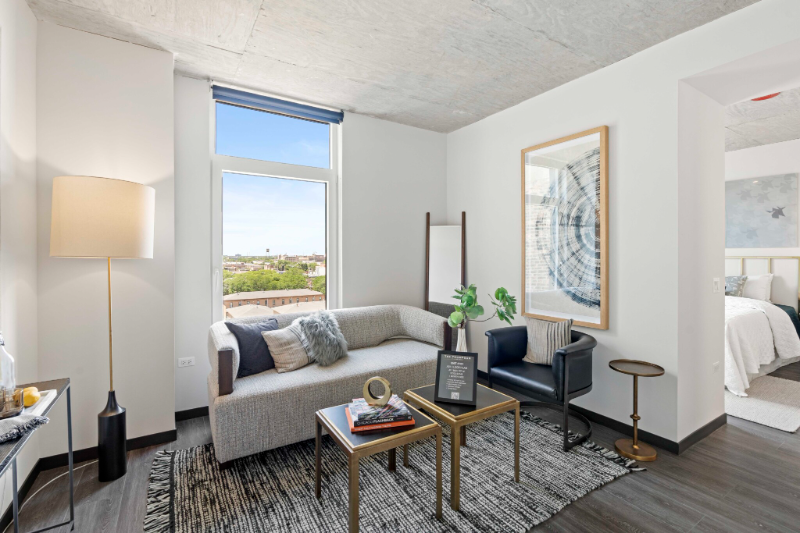 Chicago Condo: 168 N Ashland