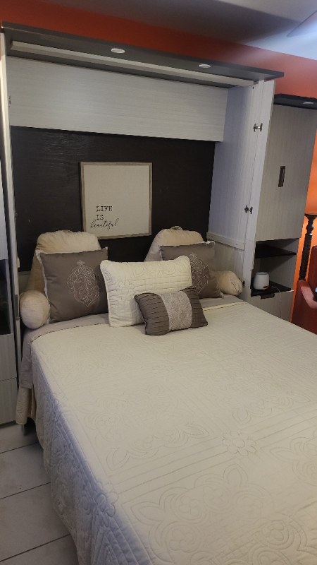 Jacksonville Apartment: 913 Riviera St.