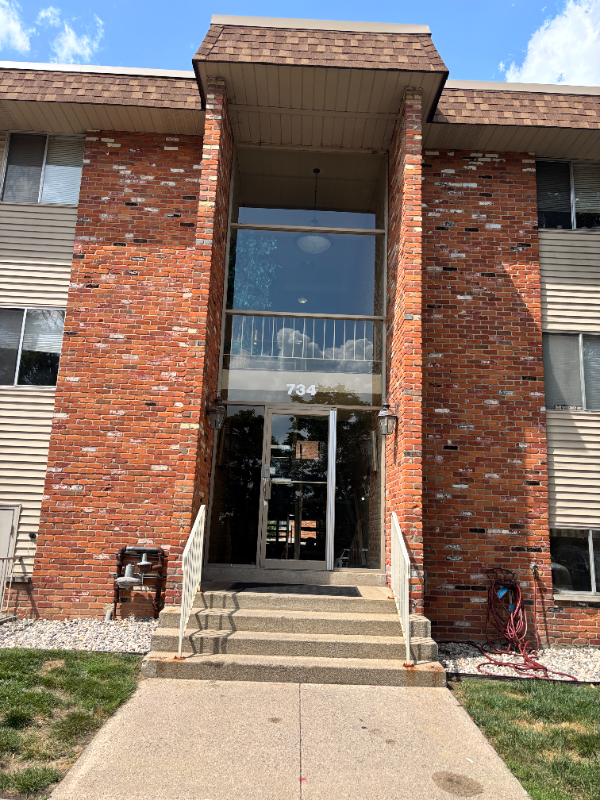 Kalamazoo Condo: 734 W. Kilgore Rd.