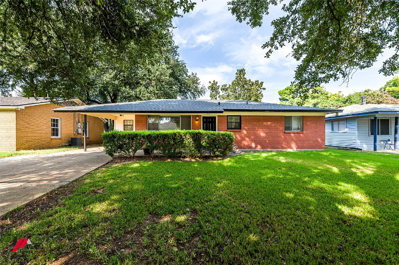 Bossier House: 1913 Lee Street