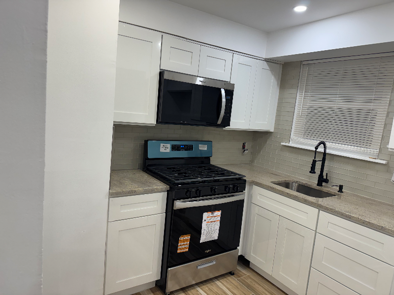 Philadelphia Apartment: 9405 Kirkwood Rd