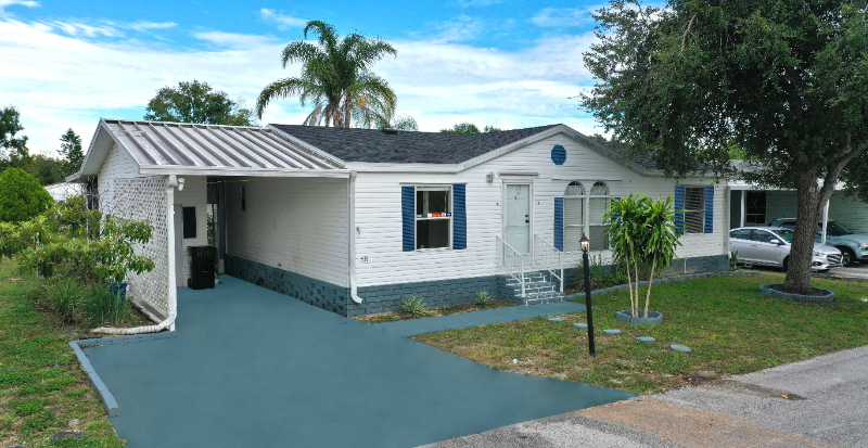 Davenport House: 531 Sunset Ridge Ln