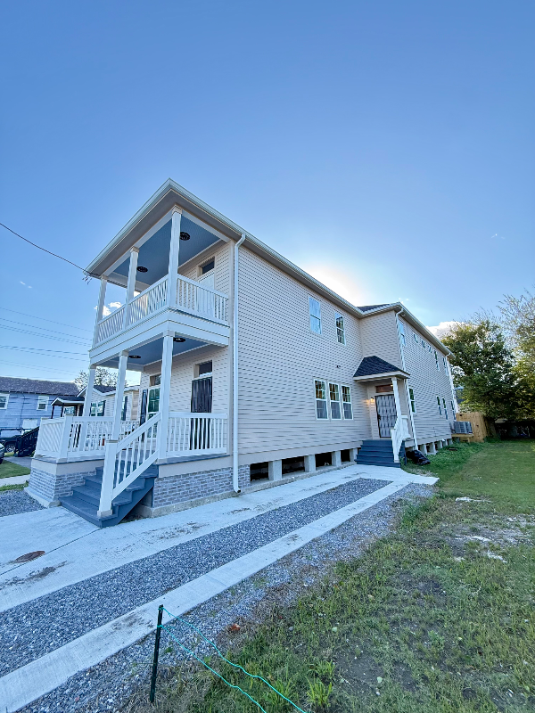 New Orleans House: 1908 Marigny