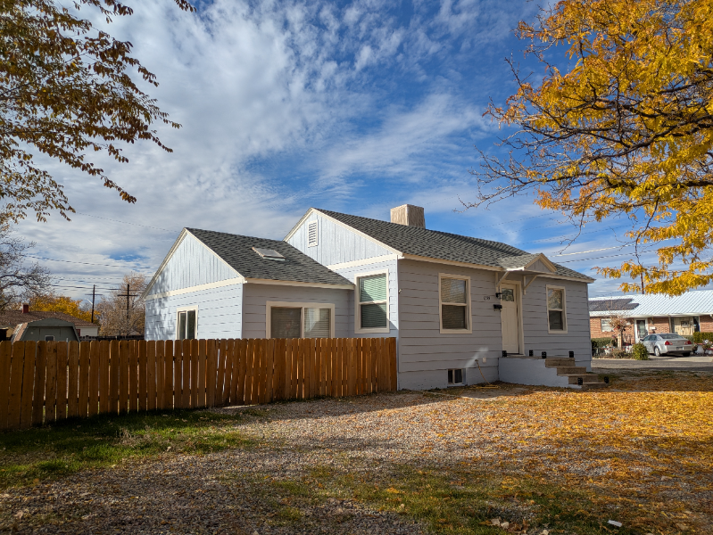 Grand Junction House: 1739 N 16th St