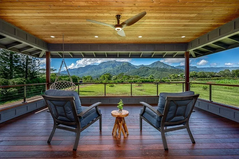 Princeville House: 4831E Kapaka St #2,