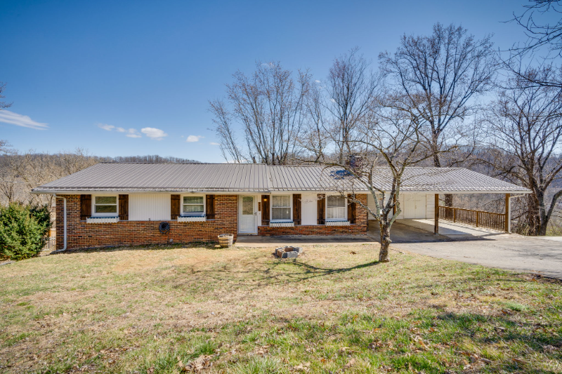 Kingsport House: 4805 Linda Ct