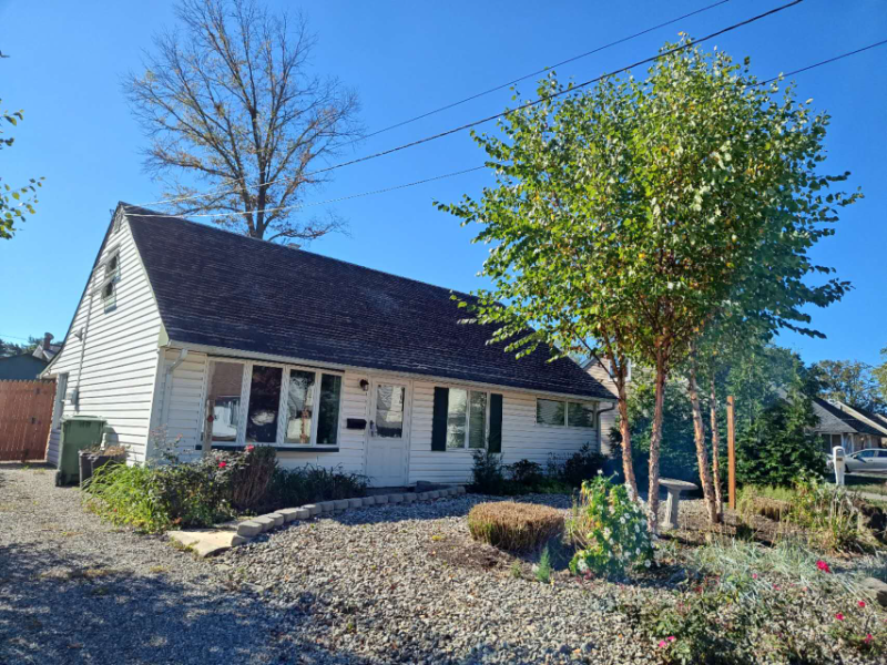 Edison House: 12 mercury Rd