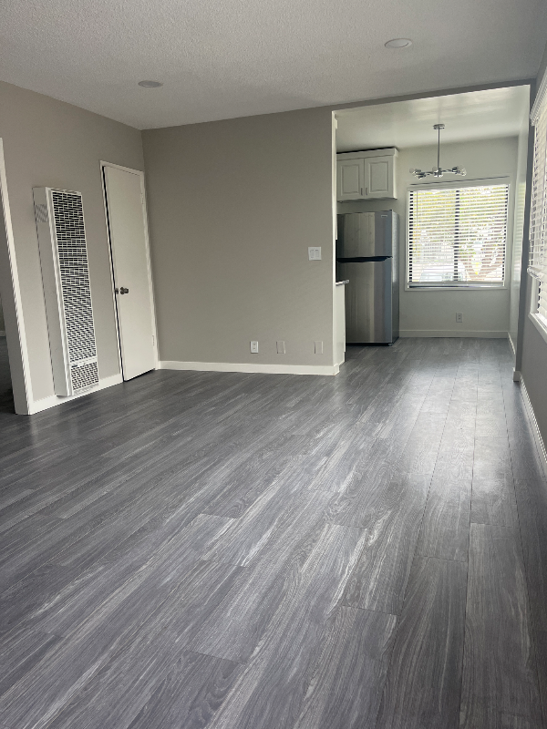 Santa monica Apartment: 1809 7th street