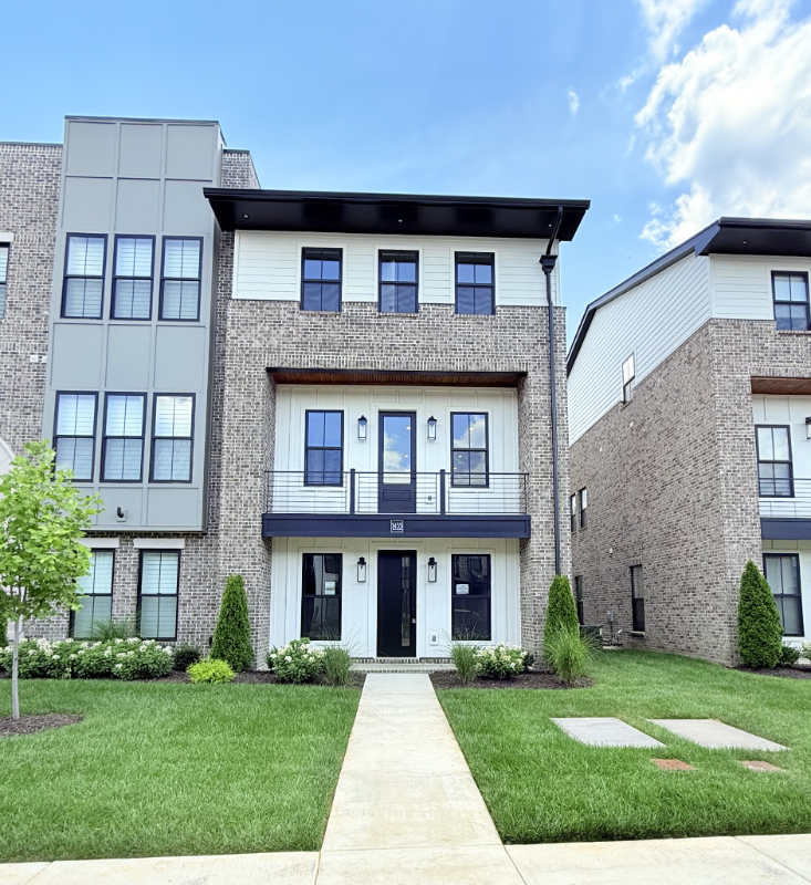 Murfreesboro Townhome: 1435 Doc Johns Blvd