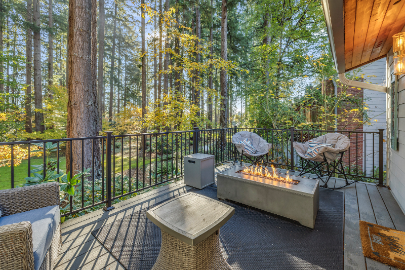 Canby Townhome: 1200 NE Territorial Road