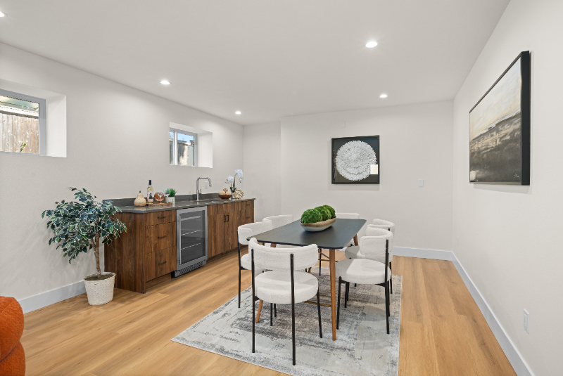 Seattle House: 2349 NE 127th St