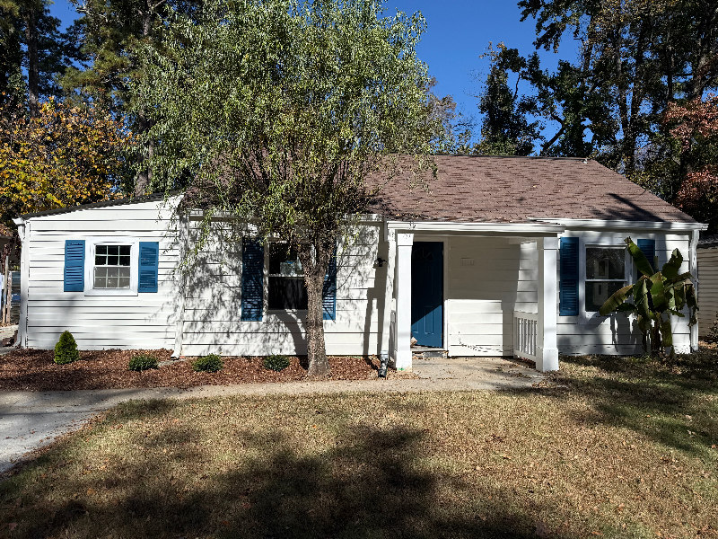 Chamblee House: 2160 Dowdell Dr.