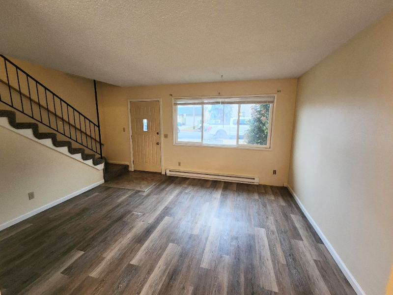 Moscow Townhome: 1214 E 3rd St