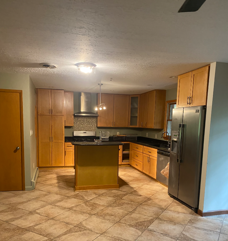 Hudson House: 303 Boston mills rd