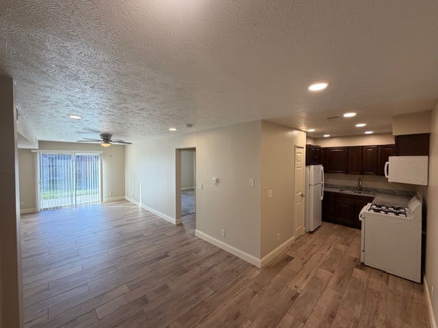 Lincoln Apartment: 7100 Van Dorn Street